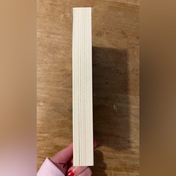 6/$30 Purple Hibiscus by Chimamanda Ngozi Adichie paperback book - Picture 4 of 4